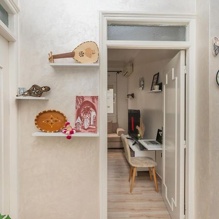 Appartement Ensolleille Au Coeur De Tanger Bagian luar foto