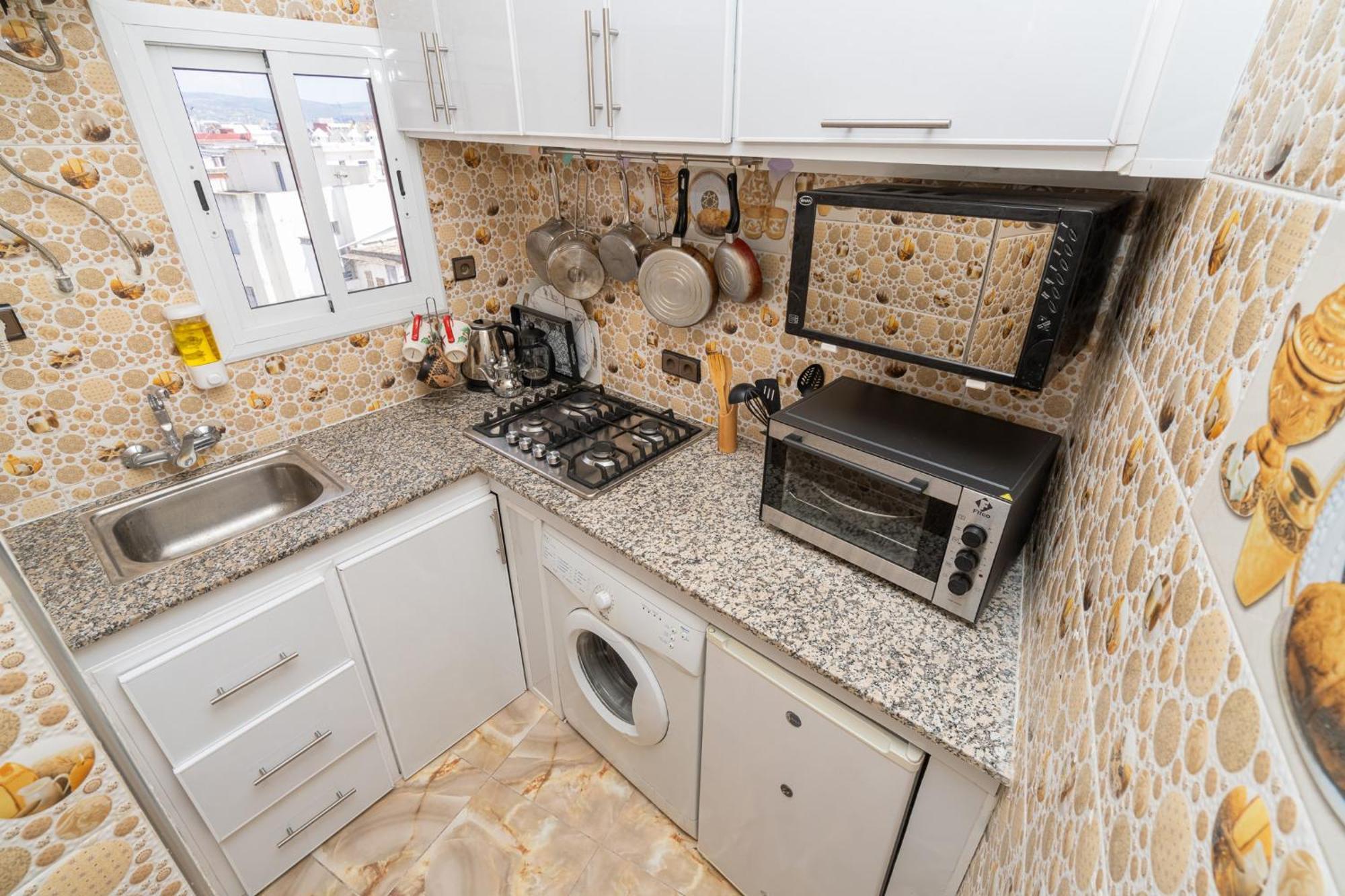 Appartement Ensolleille Au Coeur De Tanger Bagian luar foto