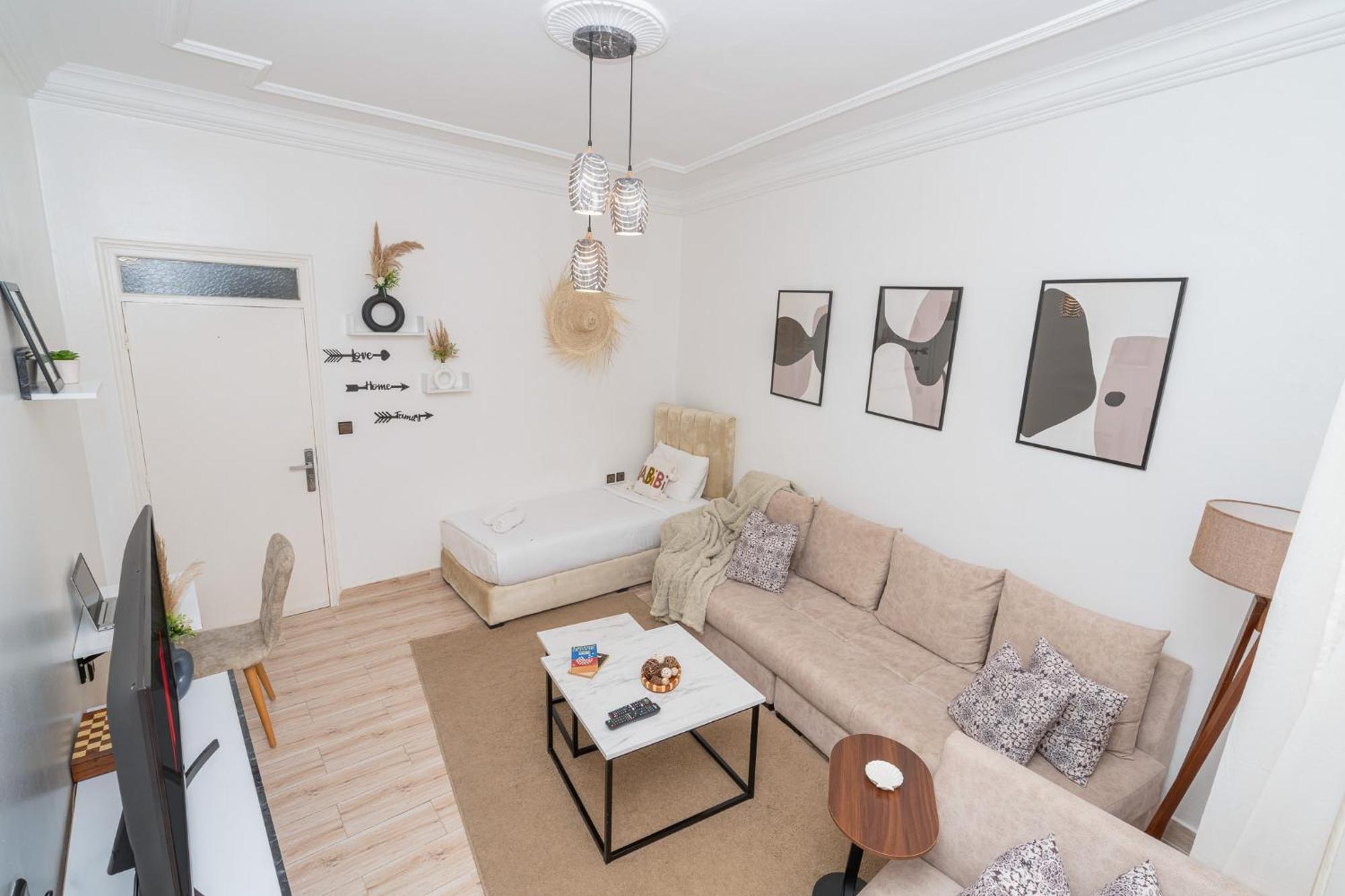 Appartement Ensolleille Au Coeur De Tanger Bagian luar foto